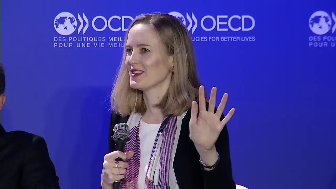 The Future of Democracy in a Digital Age - YouTube