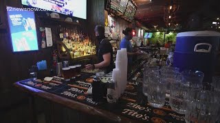 Alcohol to-go permanently legal in Texas, governor says
