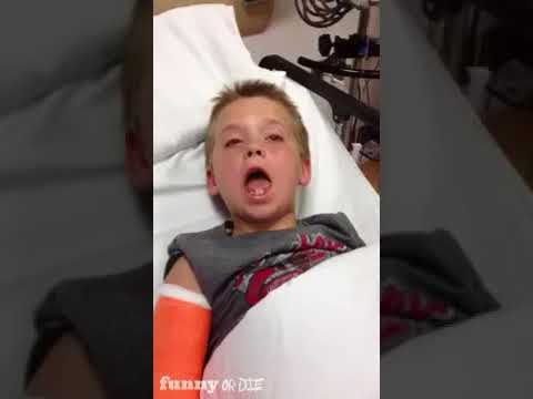 kid-feels-dizzy-#-funny-baby-videos