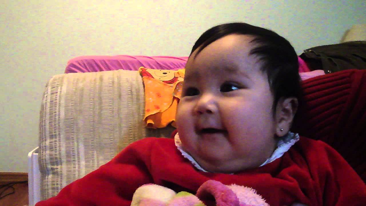 Bebe Rindo Raquel Figueira Deguchi Com 4 Meses Youtube Bebe Rindo Raquel Figueira Deguchi Com 4 Meses Youtube