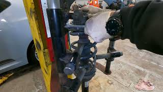 Customer states "2014 Audi A6 TDI suspension problems"