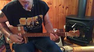 Learning to fly Tom Petty  lesson for 3 string Cigar Box Guitars