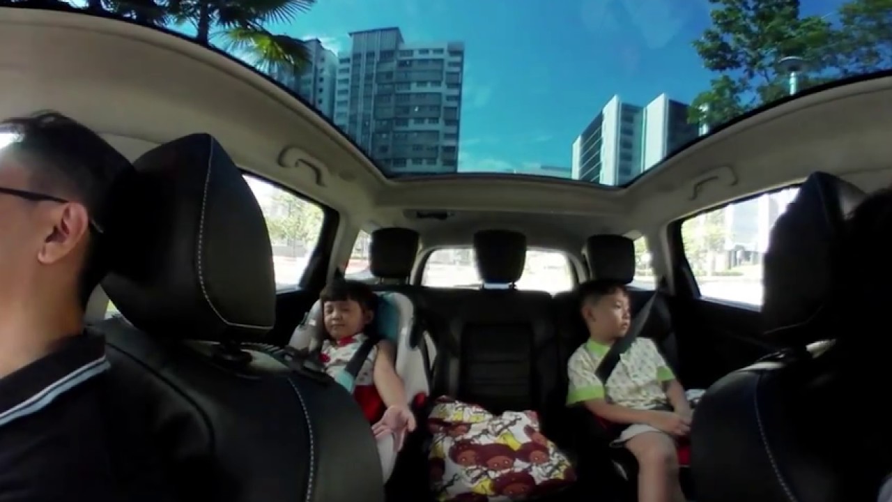 360 view - Driving in my Renault Grand Scenic