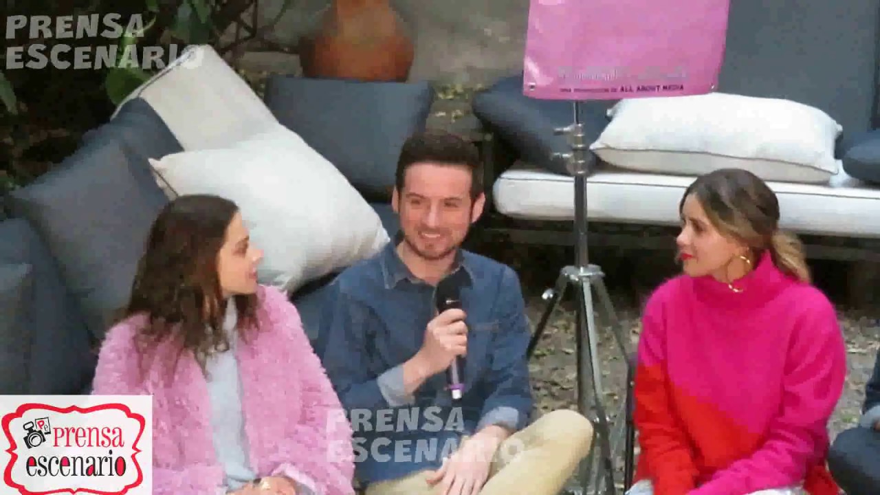 VEINTEAÑERA,DIVORCIADA Y FANTASTICA - CONFERENCIA DE PRENSA - CINE