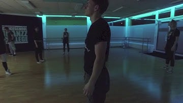 iDanZz | Abhi the Nomad - Some assambly required choreographie (Urban)