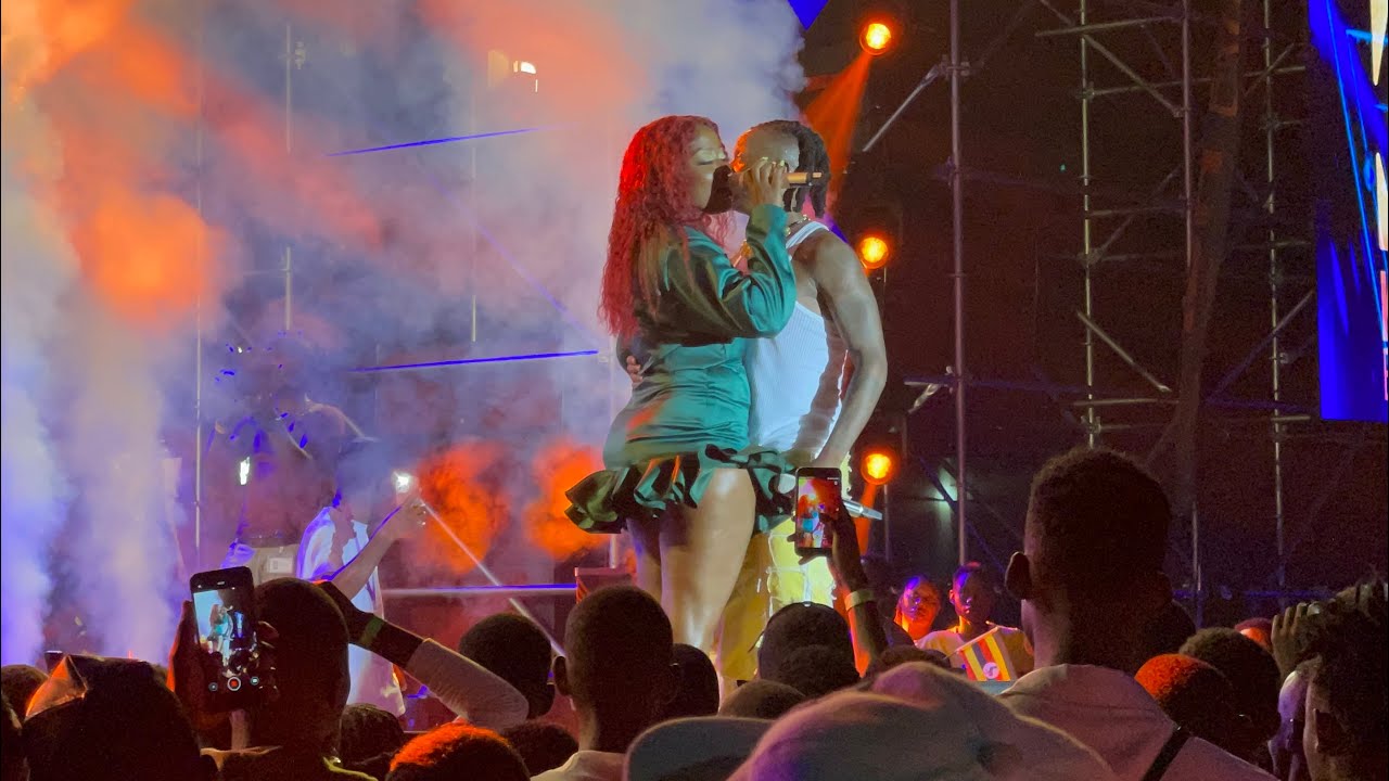 SEXY LYDIA JAZMINE, FIK FAMEICA PERFORMANCE AT KING OF THE MIC MC KATS