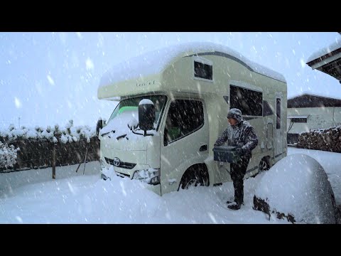 【車中泊旅】冬の風物詩かまくらと雪像｜-18℃でも使えるポタ電YOSHINOで居酒屋車中飯｜キャンピングカー車中泊