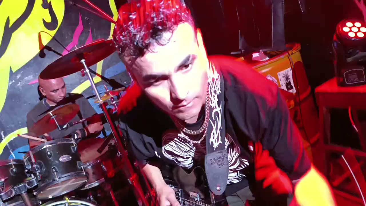 ESCAPE Volar (25 Años en TRUJILLO) Salón Dadá 9.3.25