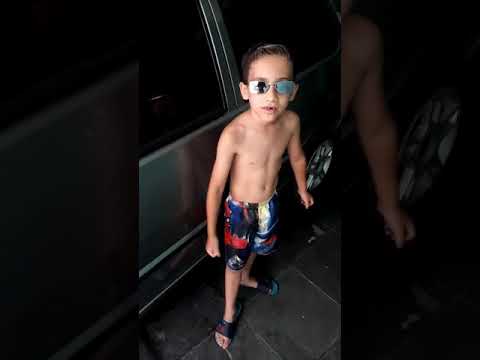 Mc Miguelzinho- amor me da um beijo