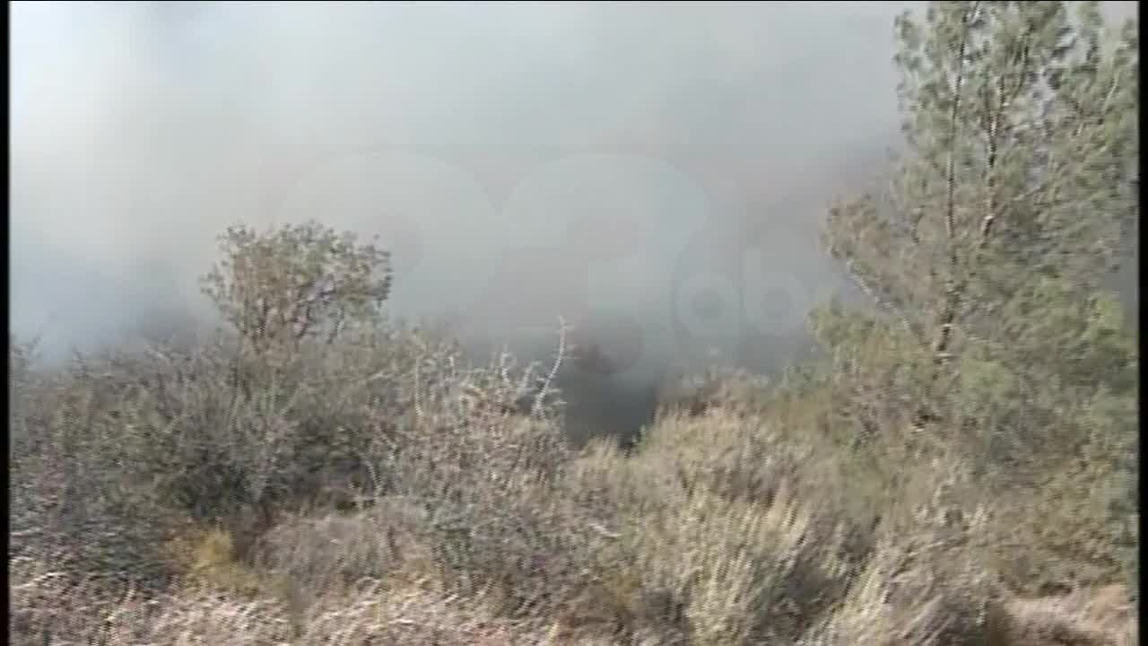 RAW VIDEO Way Fire burns over 1k acres in Wofford Heights YouTube