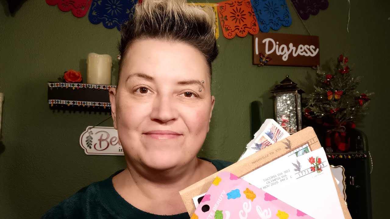 Масочный понедельник, объявление о розыгрыше призов и письма от друзей! 💌