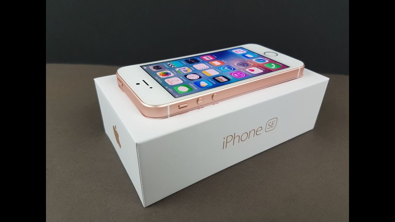 Apple se gold. Iphone 5se Gold. Iphone se Gold. Iphone se Rose Gold. Айфон se золотой.