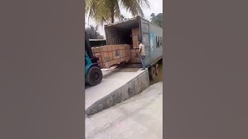 #forklift #unloading #srilanka #mitsubishi #container