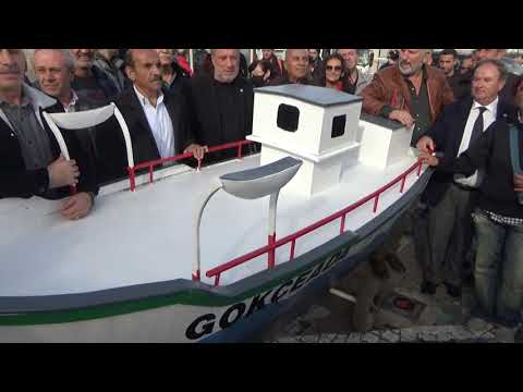 Gökçeada Belediye Başkanı Çetin'den maket gemili protesto!