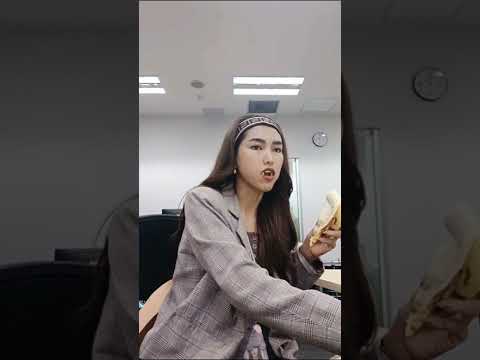 She Eat Banana Bigo Live periscope #Ayu Channel  #beautifulgirl