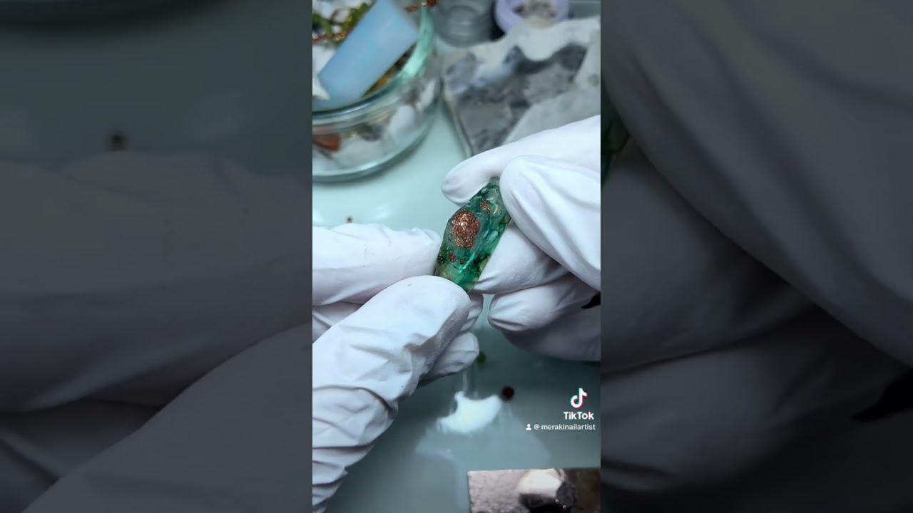 Nails Reflecting Underwater Beauty 🩵🌊✨