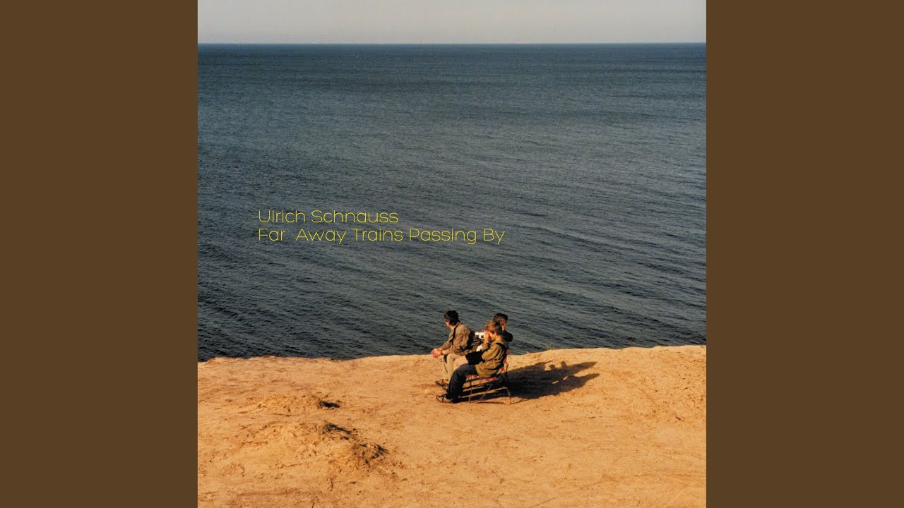 Ulrich Schnauss – Far Away Trains Passin Ulrich Schnauss - Far Away Trains Passing By - Amazon.com Music