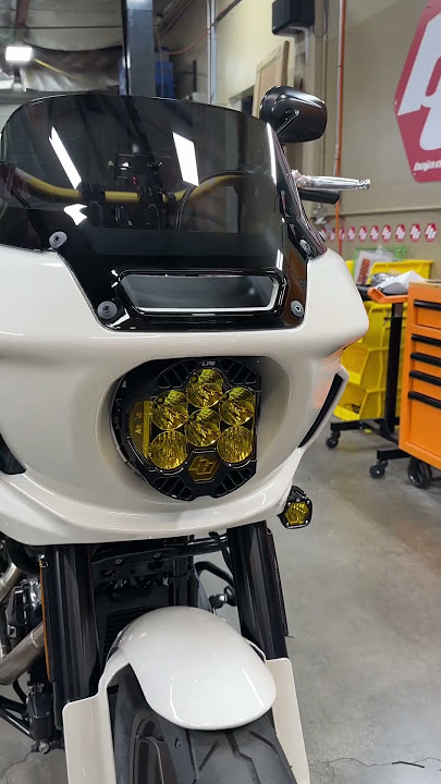 Just installed these Baja Designs LED lights on my Harley Lowrider ST. Cali Raised HD install