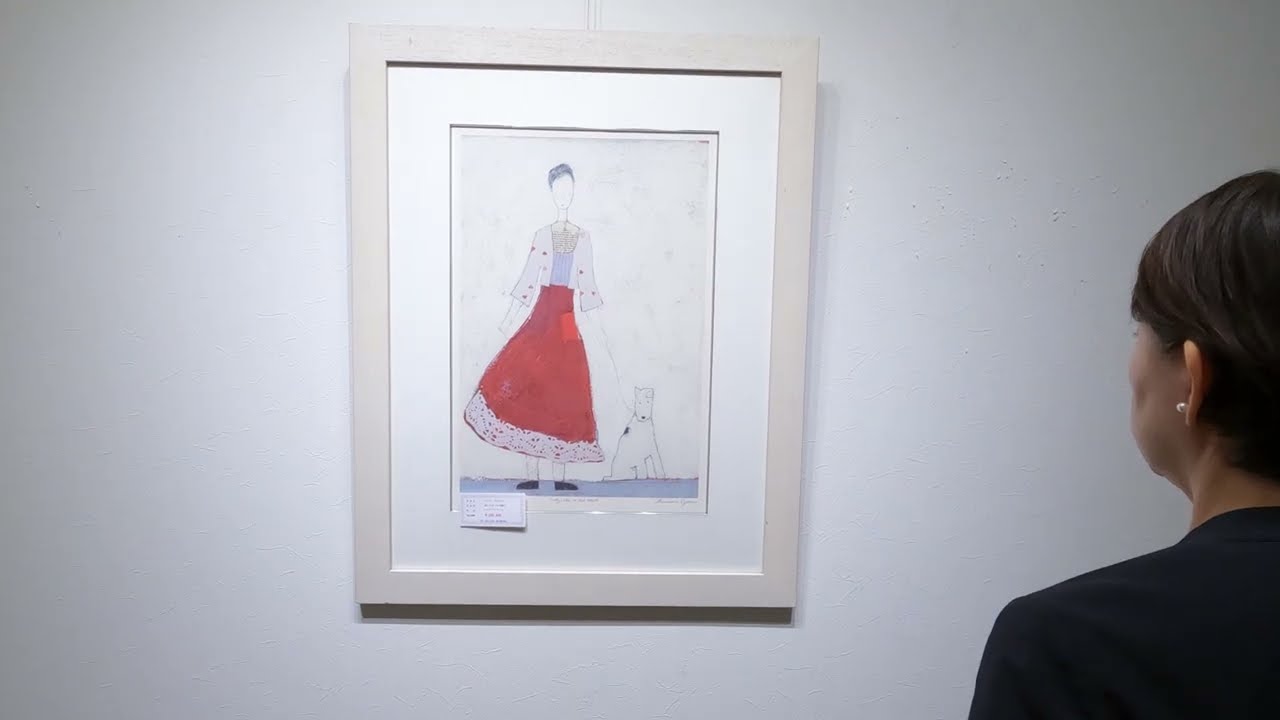 アノラ・スペンス 赤いスカートの婦人 インテリア 絵画 犬 絵 シルク