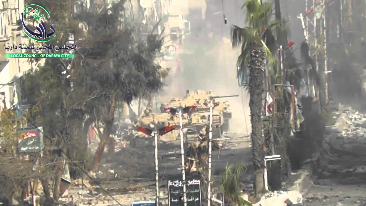 داريا 17-12-2012 دبابات النظام على الشارع العام