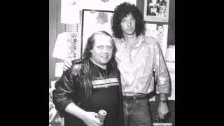 Howard Stern - Sam Kinnison accuses Bobcat Goldthwait of stealing his act