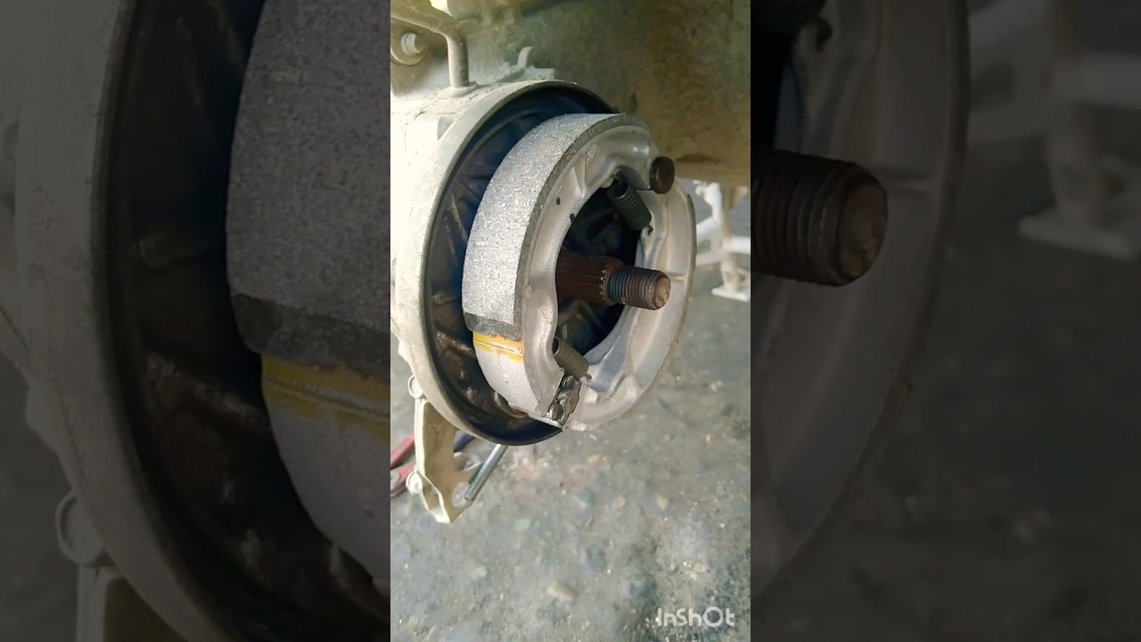 Honda Activa brake shoe change 🛵