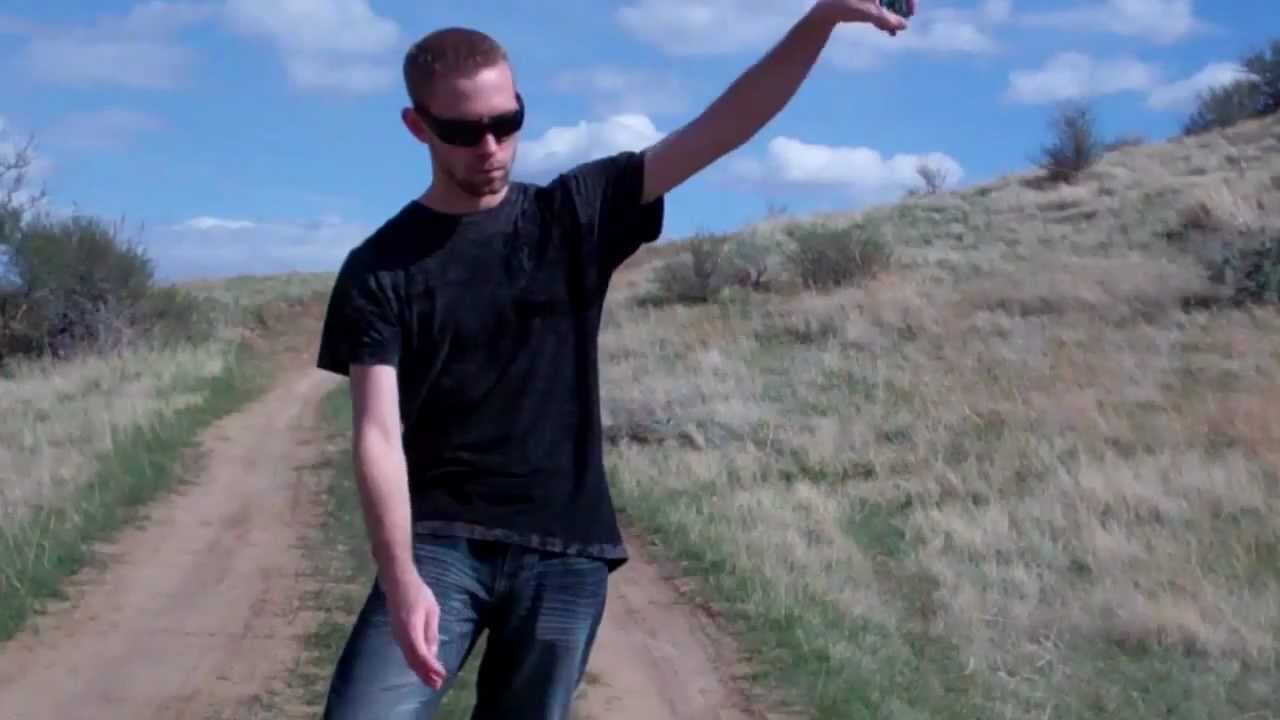 Introducing the MonkeyfingeR Design Gelada