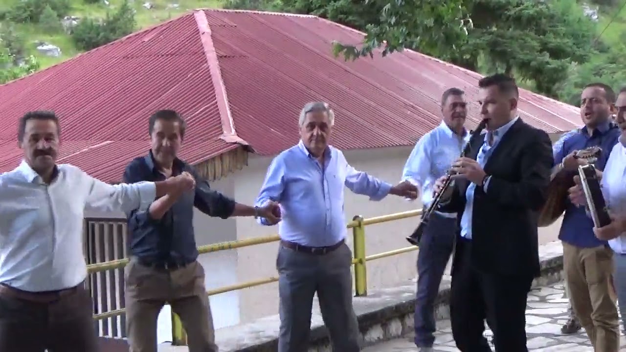 Χορός στο Χαλίκι Ασπροποτάμου Γύρω απο τον Γεροπλάτανο Τετάρτη 26 Ιουλίου 2023