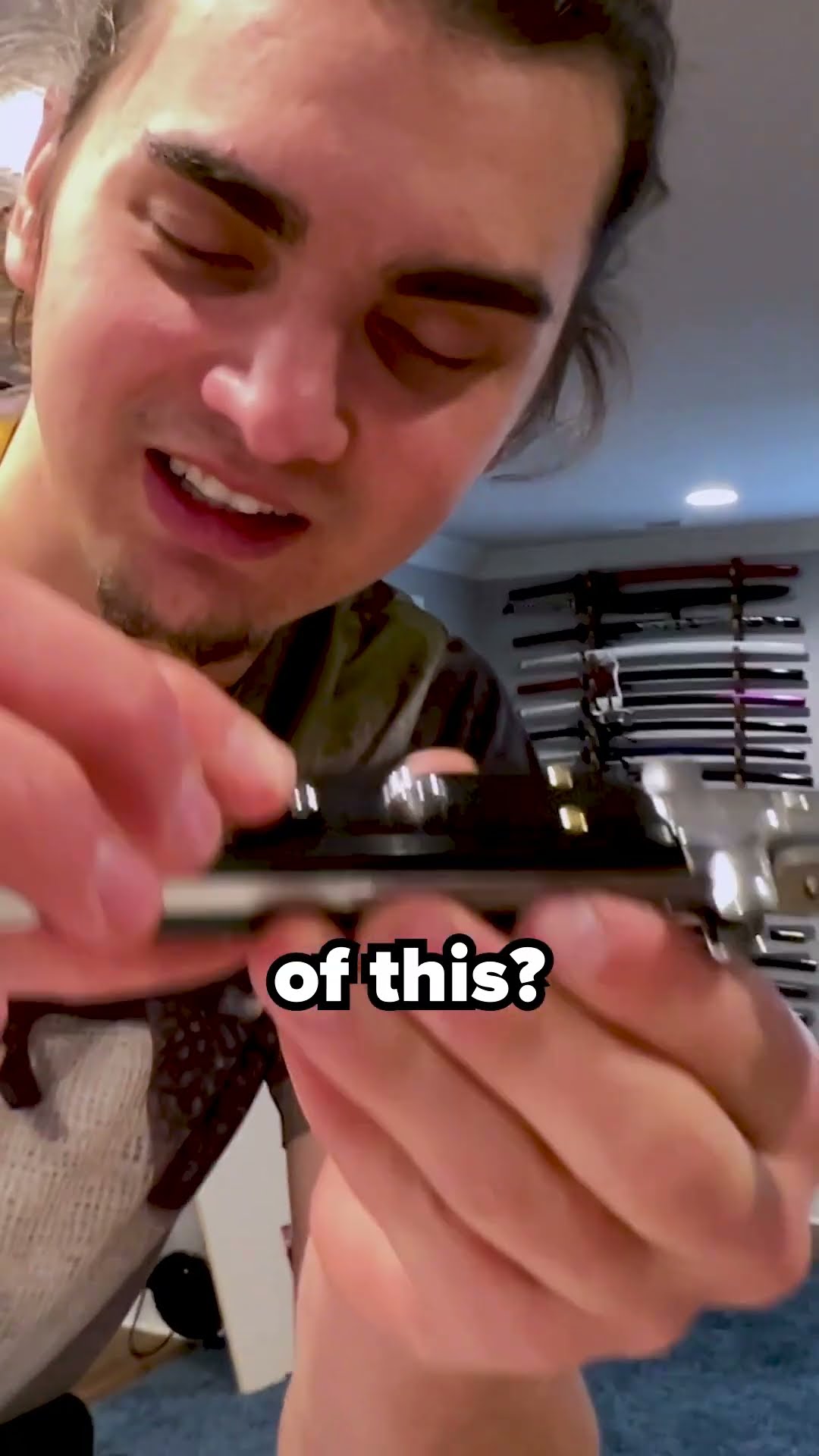 Can Kelly close this knife in less than 10 seconds