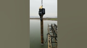 Variable frequency electric vibratory hammer for underwater piling #dirvepile  #electrichammer