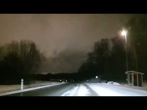 كيف تشرق الشمس في السويد منظر جميل في الصباح الباكر