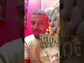 حد شاف العريس ياجماعه منشن اي صاحبك الي فرحه قرب وقوله خلي بالك من الفونغوفر 