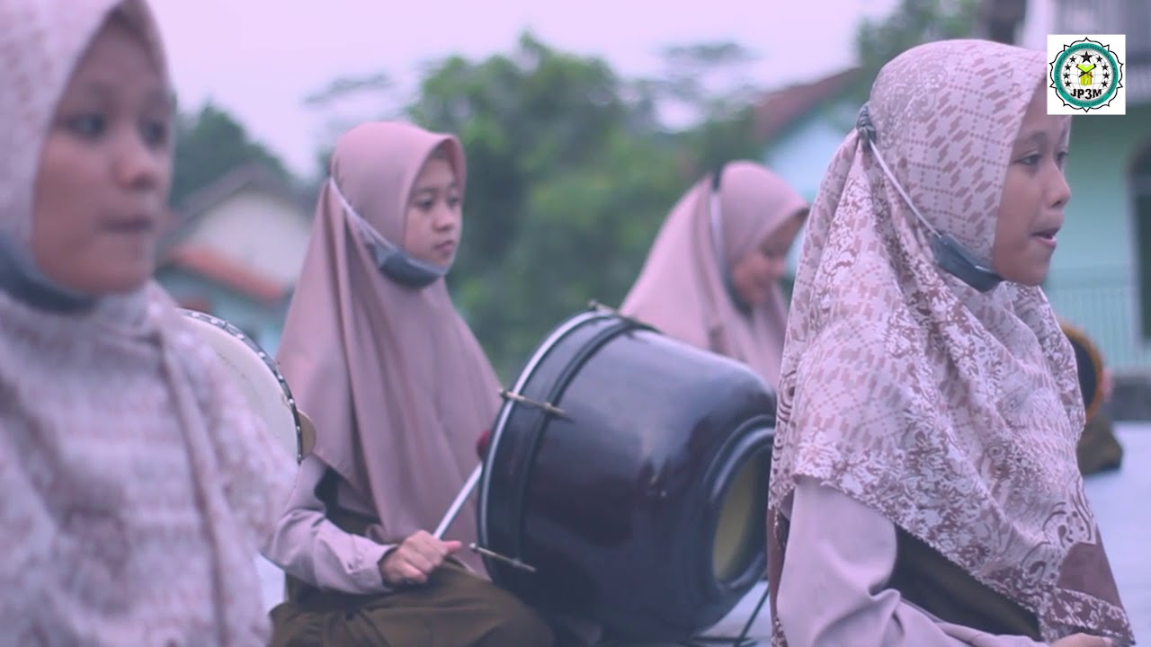 Maulid Dziba' Grup Ihyaussholawat Putri PP. Al Ihya ‘Ulumaddin Kesugihan Cilacap