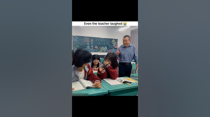 Even the teacher laughed🫣