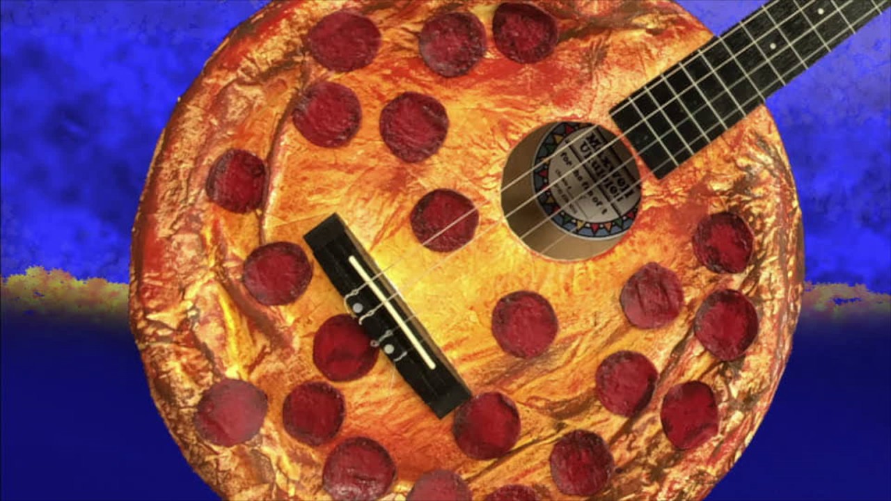 maxwell ukuleles Anyone like a little Pizzalele? YouTube