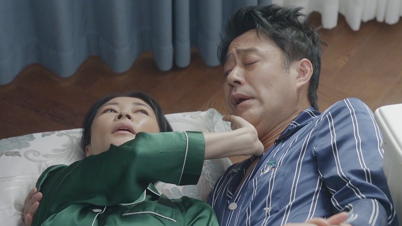 中年丈夫想親熱，誰知妻子躲了他一夜，最後終於忍不住：你這些年根本就不行！