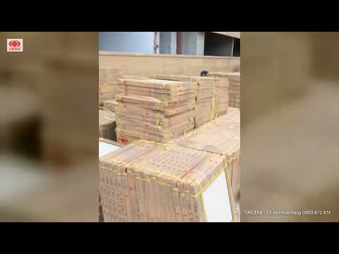 Giao gạch Taicera cho Bệnh viện 175