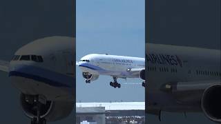 China Airlines Boeing 777-300ER 🇹🇼✈️#planespotting #airplane #viralmusic #aviation #shorts China Airlines Boeing 777-300ER 🇹🇼✈️#planespotting #airplane #viralmusic #aviation #shorts