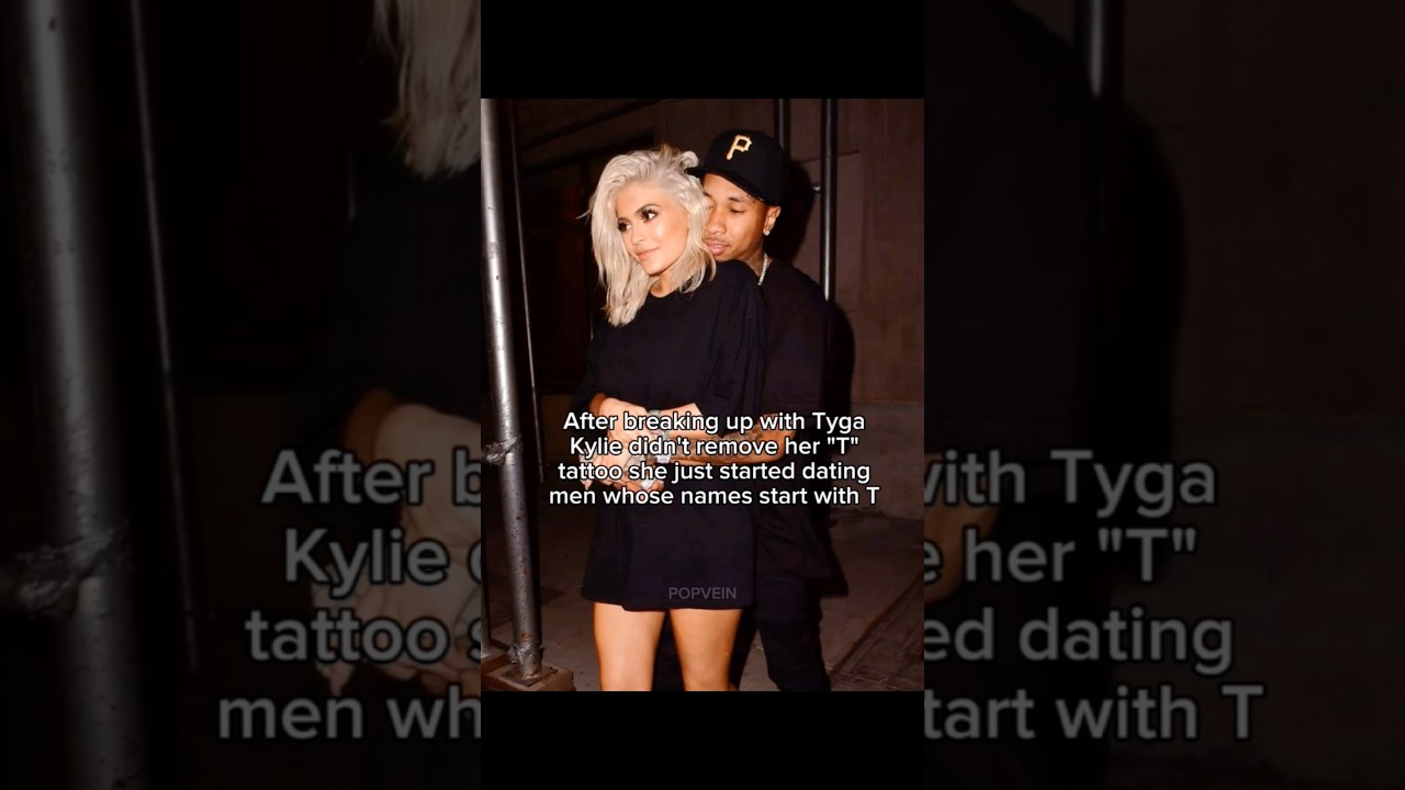 Kylie Jenner never removed her T tattoo , she just started dating men whose names start with T 😭🩷