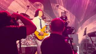 Konsert Exists Premium Live-Bunga