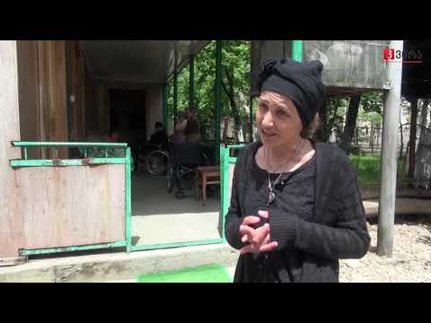 63 წლის  შვილმკვდარ დედას \"რეგიონული კვირის\" დახმარებით ეტლი აჩუქეს
