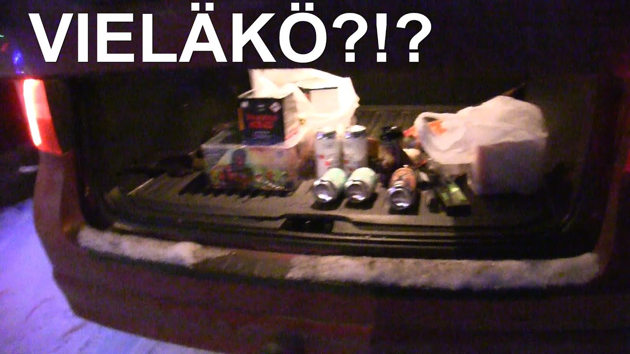 Pari täytekakkua 29.12.20 vielä