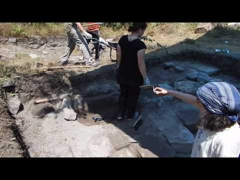 საქართველოს უნივერსიტეტის სტუდენტების მუშაობა სამშვილდის ნაქალაქარზე ციტადელის ტერიტორიაზე