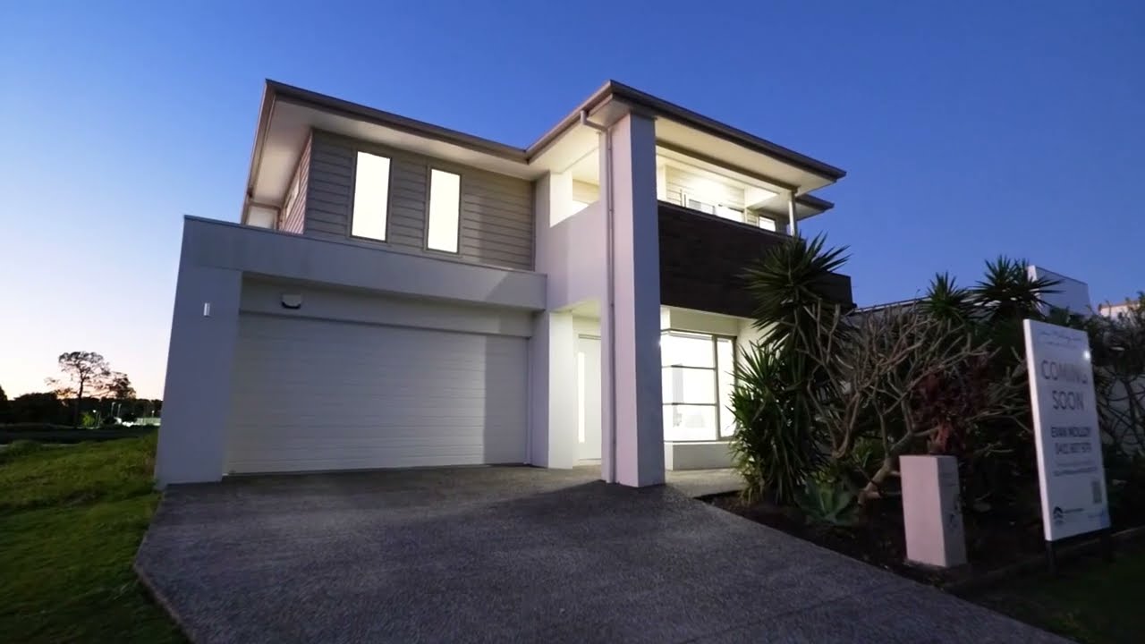 The Evan Molloy Team presents 45 North View Street Hope Island