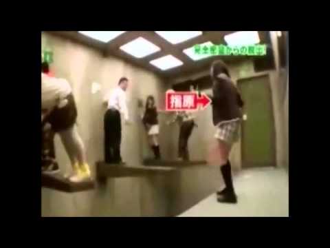 crazy-japanese-disappearing-floor-prank