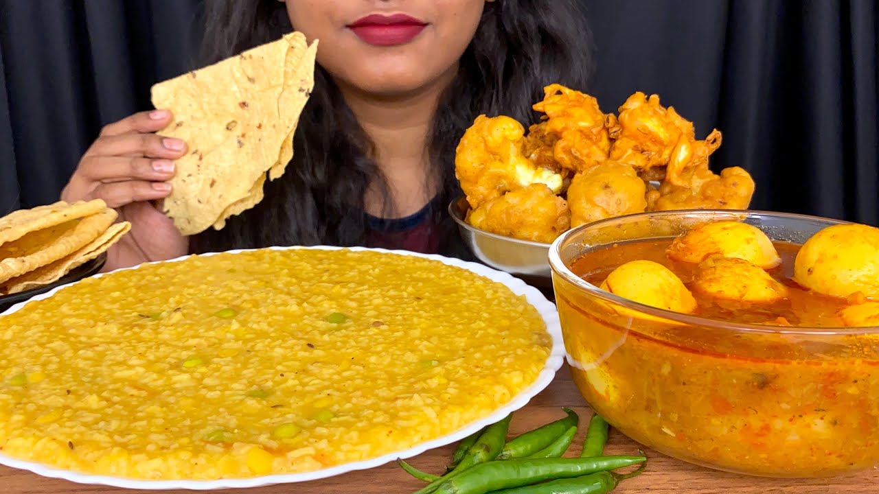 EATING KHICHDI EGG CURRY GOBI PAKODA & PAPAD | ASMR | MUKBANG | 