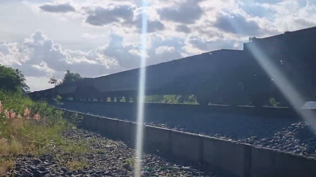 trem da mrs ac44i maquinista gente boa carregado no final 