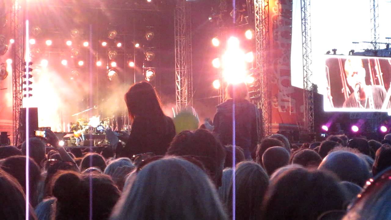 Kings of Leon Live concert Peace & Love 2011 YouTube