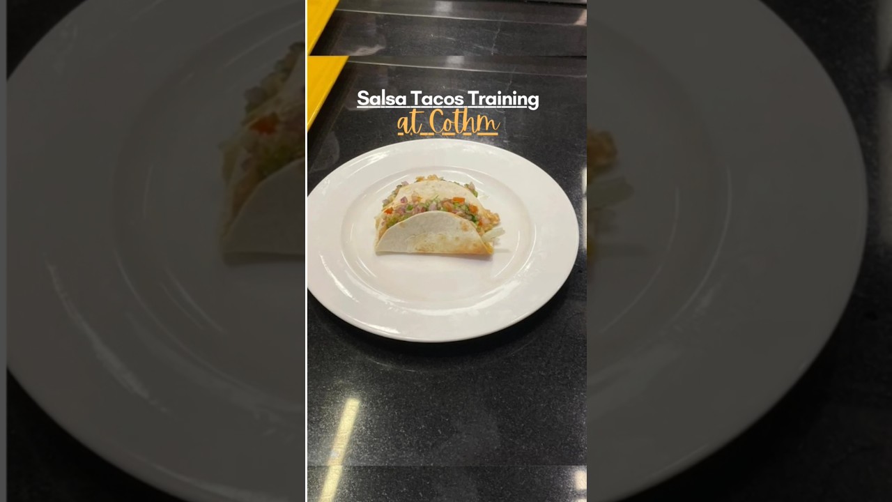 ⁣Salsa Tacos 🌮 #tacos #salsa #wrapstyle #tacosalad