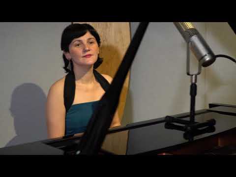 Sing ma im Advent  - Teona Mosia  / სადავოი კირიალესა - თეონა მოსია